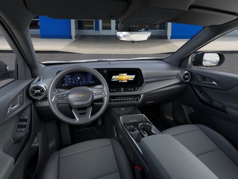 New 2027 Chevrolet Equinox LT w/ Convenience Package II FWD image 39
