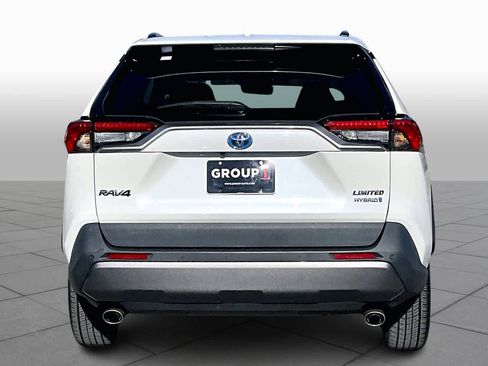 Used 2021 Toyota RAV4 Limited image 4