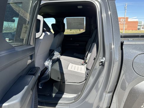 New 2026 Toyota Tacoma TRD Off-Road w/ TRD Off Road Upgrade Package AWD/4WD image 7