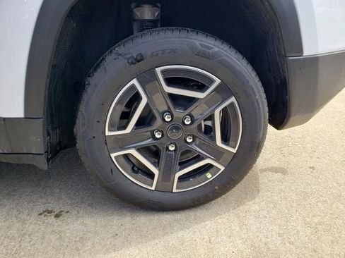 New 2026 Jeep Cherokee Limited image 12