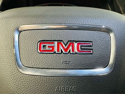 Used 2020 GMC Terrain SLE w/ Driver Convenience Package image 16