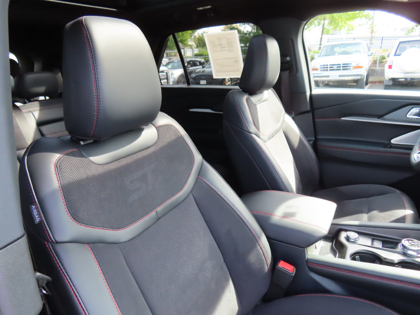 Used 2026 Ford Explorer ST w/ Sun And Sound Package AWD/4WD image 36