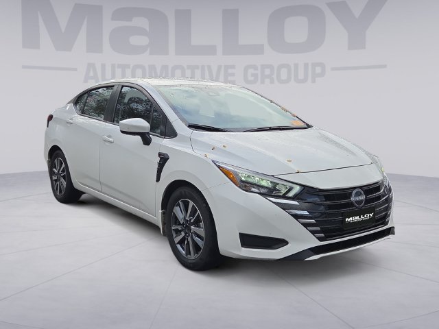 Used 2025 Nissan Versa SV w/ Trunk Package FWD image 7