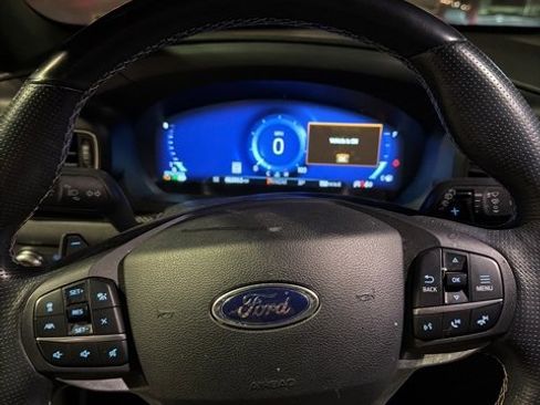 Used 2020 Ford Explorer ST w/ ST Street Pack image 5