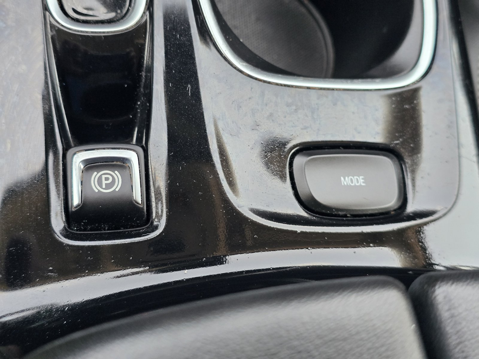 Used 2022 Buick Envision Preferred FWD image 22