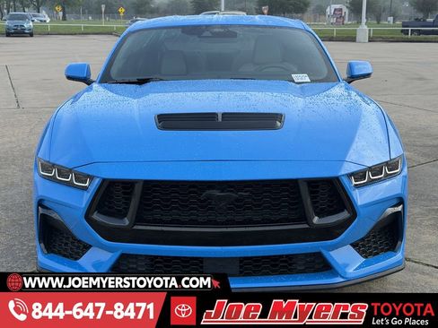 Used 2024 Ford Mustang GT Premium image 3