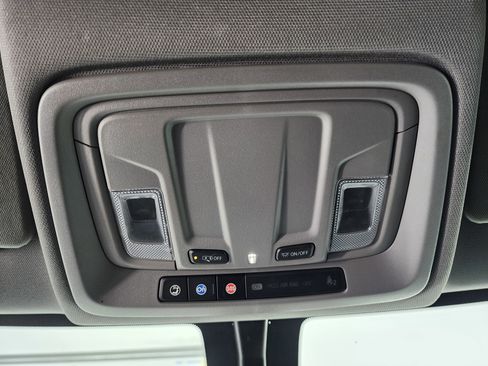 Used 2022 Chevrolet Silverado 2500 LTZ w/ Safety Package image 46