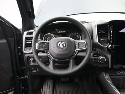 New 2026 RAM 1500 4x4 Crew Cab image 27