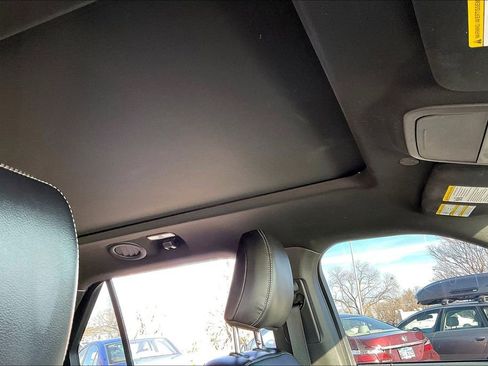 Used 2020 Ford Explorer XLT w/ Equipment Group 202A image 25