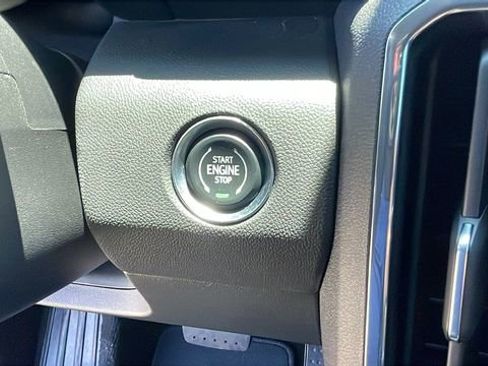 Used 2024 GMC Acadia Elevation FWD image 20