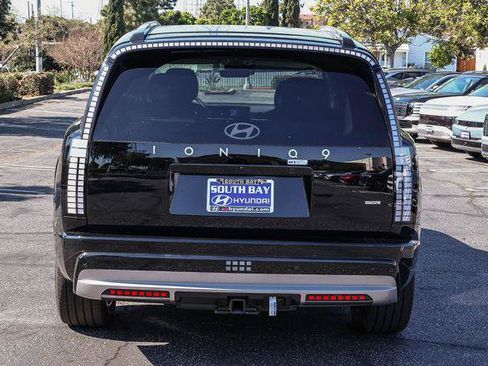 New 2026 Hyundai Ioniq 9 Limited w/ Tow & Go Package AWD/4WD image 5