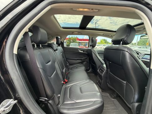 Used 2019 Ford Edge Titanium w/ Cold Weather Package AWD/4WD image 25