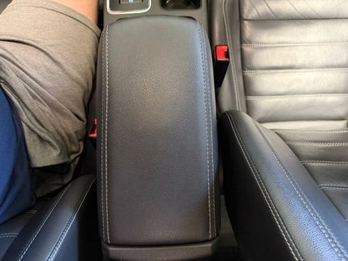 Used 2018 Ford Escape Titanium FWD image 41