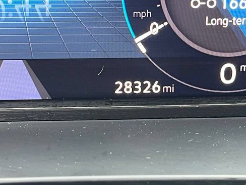 Certified 2024 Volkswagen Atlas Peak Edition SE AWD/4WD image 23
