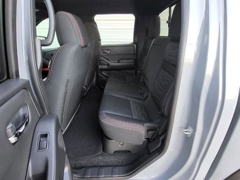 Used 2024 Nissan Frontier PRO-4X w/ Off-Road Protection Package image 27