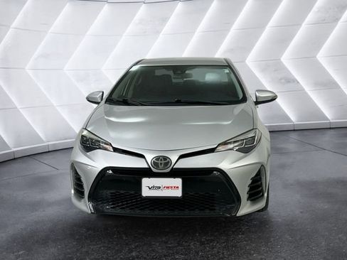 Used 2019 Toyota Corolla SE FWD image 2