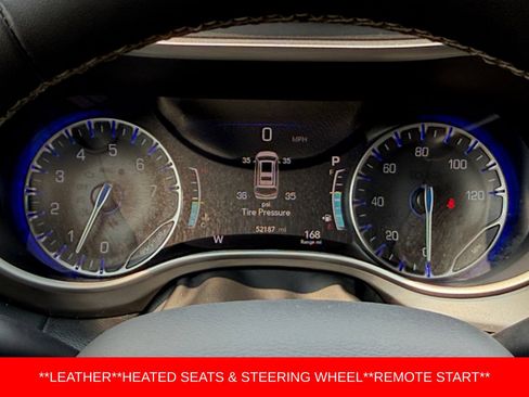 Used 2024 Chrysler Pacifica Touring-L FWD image 36