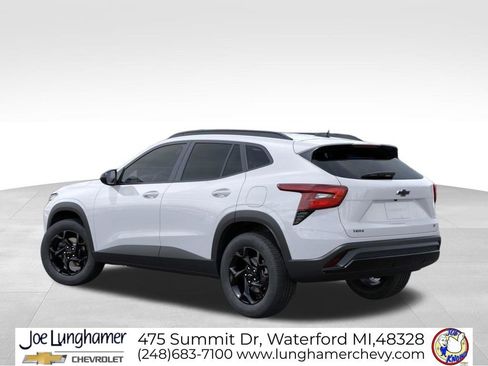 New 2026 Chevrolet Trax LT image 3