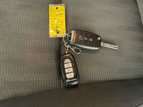 Used 2020 Kia Sportage LX AWD/4WD image 25