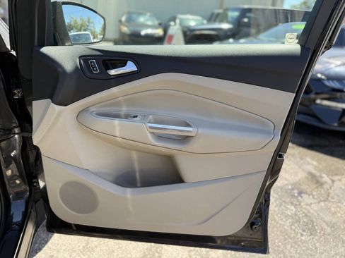 Used 2014 Ford Escape Titanium w/ Equipment Group 401A FWD image 27
