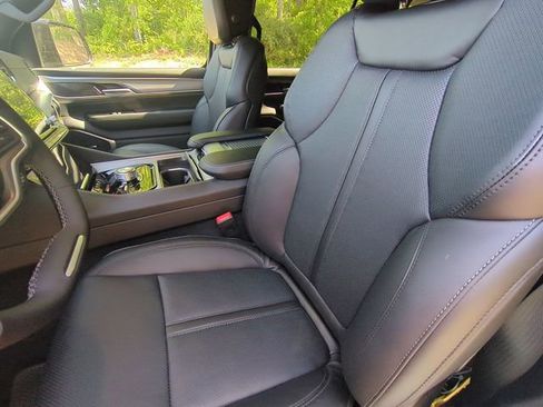 New 2026 Jeep Grand Wagoneer 4WD image 27