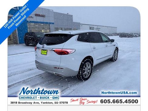 Used 2023 Buick Enclave Essence w/ Experience Buick Package image 9