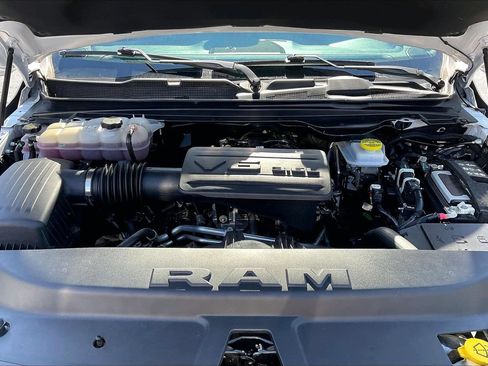Used 2025 RAM 1500 Tradesman w/ Night Edition AWD/4WD image 38