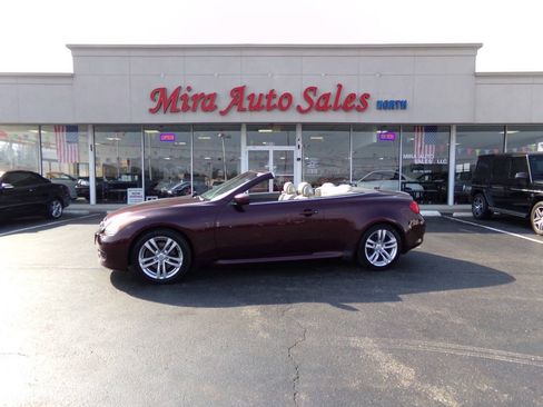 Used 2010 INFINITI G37 Convertible w/ Premium Pkg RWD image 1