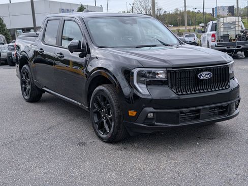 New 2026 Ford Maverick Lobo AWD/4WD image 4