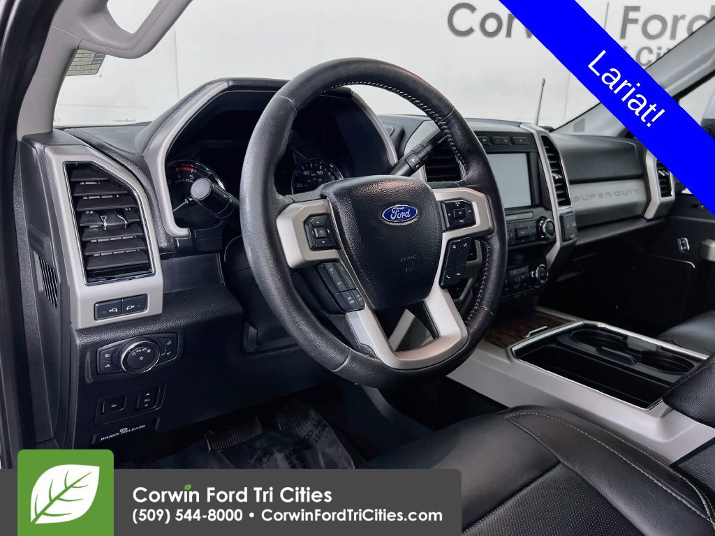 Used 2019 Ford F250 Lariat w/ Lariat Ultimate Package AWD/4WD image 2