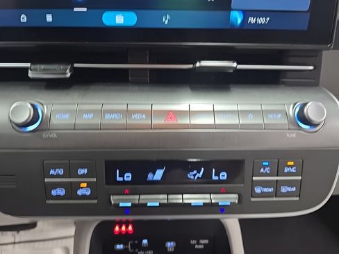 Used 2024 Hyundai Kona SEL AWD/4WD image 33