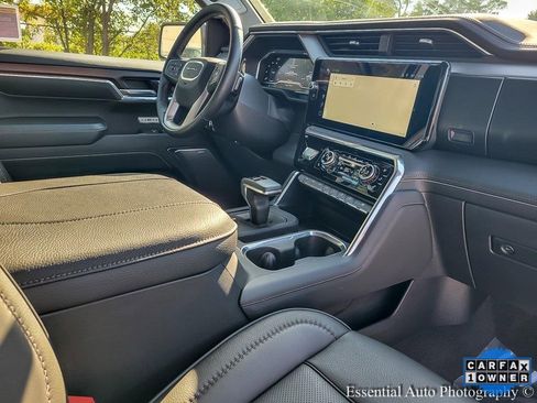 Used 2024 GMC Sierra 1500 Denali w/ Technology Package image 23