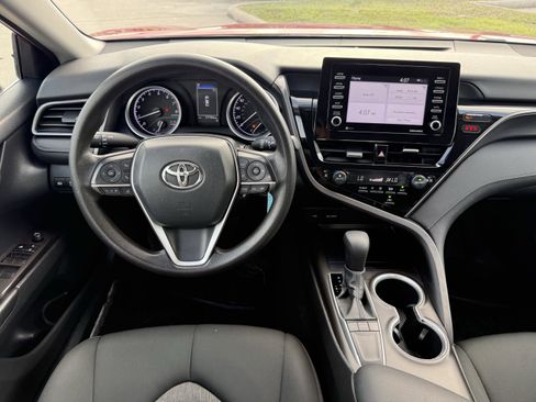 Used 2023 Toyota Camry LE image 14