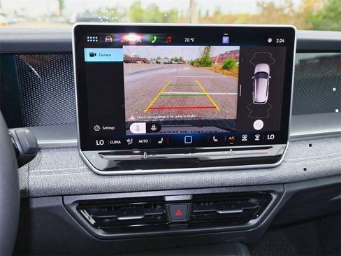 New 2025 Volkswagen Tiguan S AWD/4WD image 19