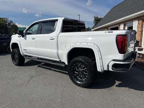 Used 2023 GMC Sierra 1500 Elevation w/ Preferred Package image 18