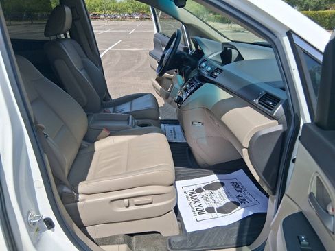Used 2011 Honda Odyssey EX-L image 12