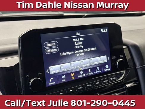 Used 2025 Nissan Pathfinder SL AWD/4WD image 27