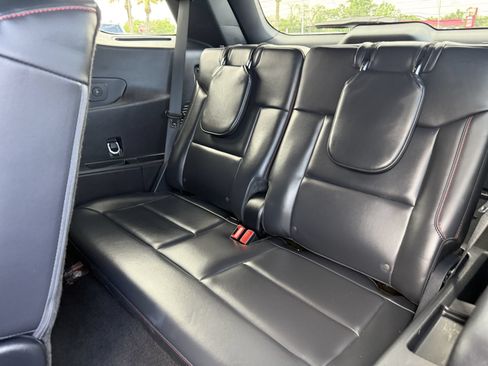 Certified 2025 Ford Explorer ST-Line w/ Premium Package RWD image 22