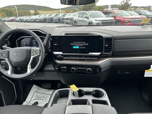 New 2026 Chevrolet Silverado 1500 RST w/ Z71 Off-Road Package image 15