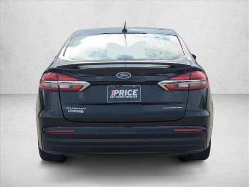 Used 2019 Ford Fusion Energi Titanium FWD image 6
