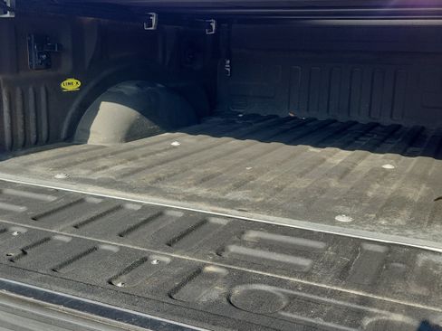 Used 2015 Ford F150 XLT w/ Equipment Group 301A Mid AWD/4WD image 26