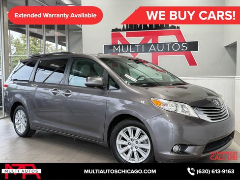 Used 2011 Toyota Sienna XLE image 1