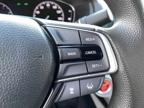 Used 2019 Honda Accord LX image 17