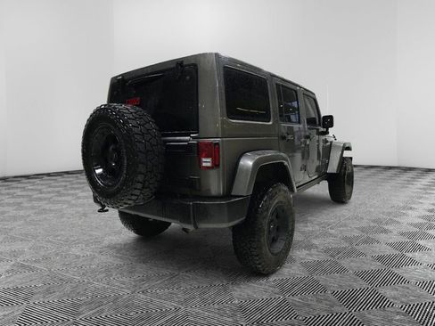 Used 2017 Jeep Wrangler Unlimited Rubicon w/ Dual Top Group image 5