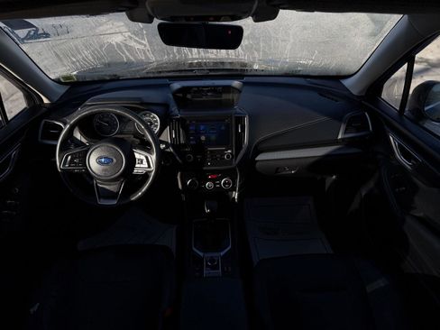 Used 2021 Subaru Forester Limited image 27