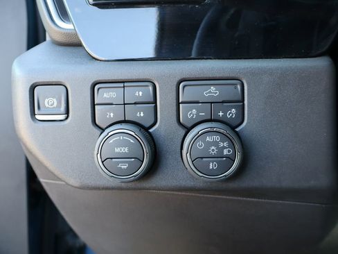 Used 2024 Chevrolet Silverado 1500 LT Trail Boss w/ Protection Package image 14