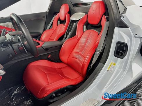 Used 2022 Chevrolet Corvette Stingray Premium Conv w/ Z51 Performance Package RWD image 19