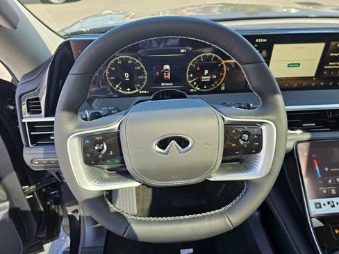 New 2025 INFINITI QX80 Sensory image 31