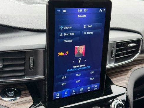 Used 2023 Ford Explorer Limited w/ Limited Technology Package image 24