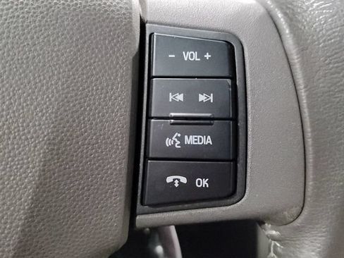 Used 2010 Ford Focus SE FWD image 27